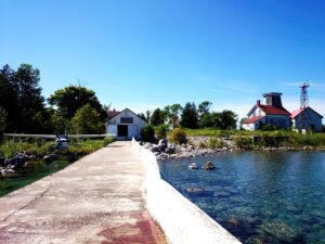 Read more about the article Hope Island